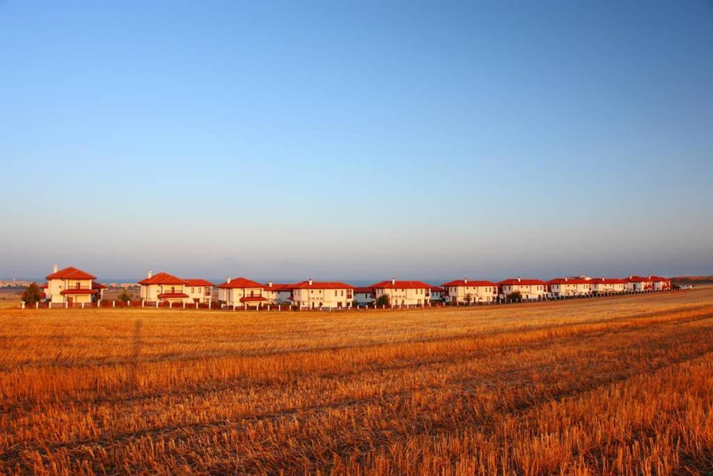 Вилла Generaator House Ахелой Экстерьер фото