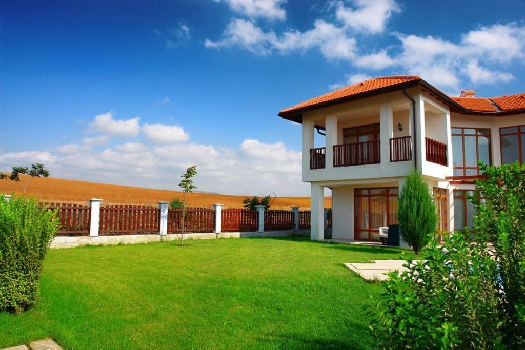 Вилла Generaator House Ахелой Экстерьер фото